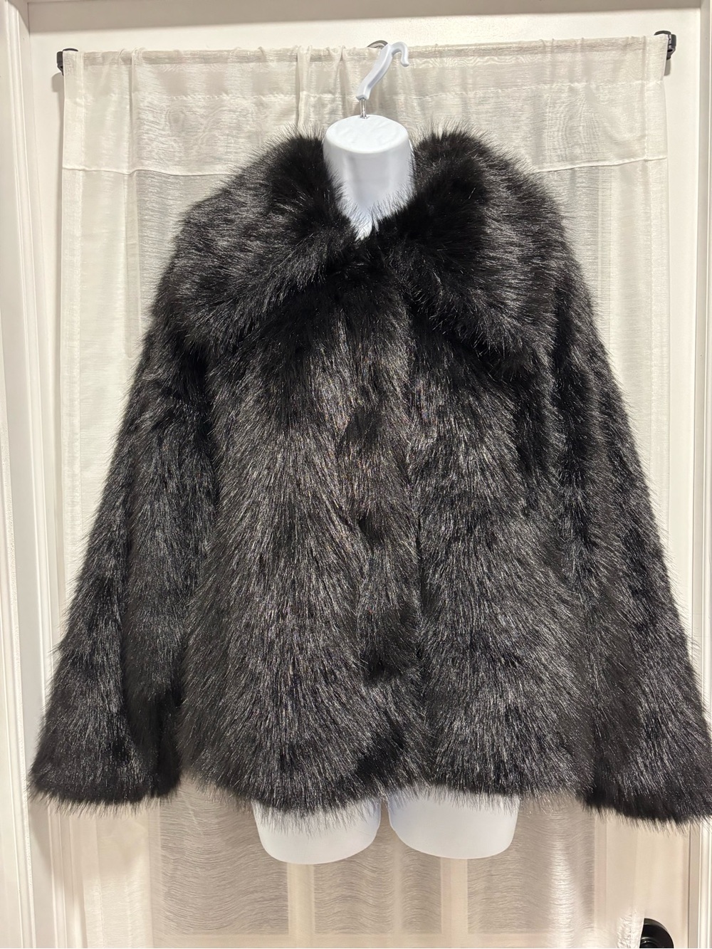 Simply Vera Vera Wang Faux Fur Coat Black Plush Collared Snap Closures Large